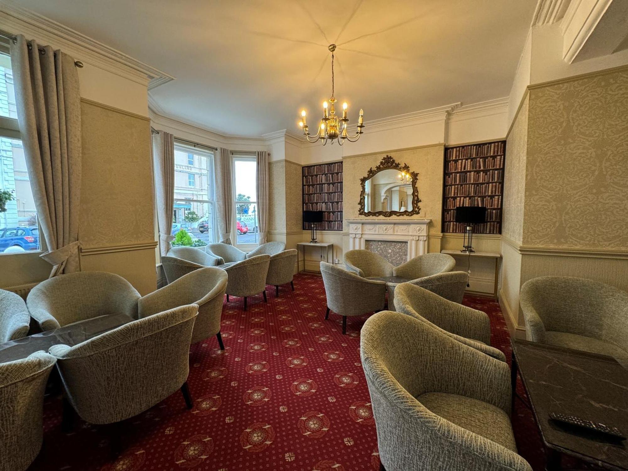 Haddon Hall Hotel Істборн Екстер'єр фото